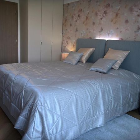 Apartman Golfballs Sajdikove Humence Bagian luar foto