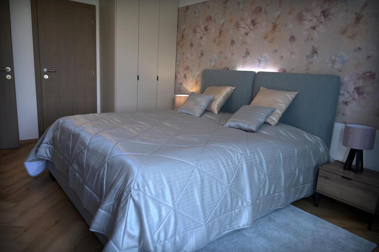 Apartman Golfballs Sajdikove Humence Bagian luar foto